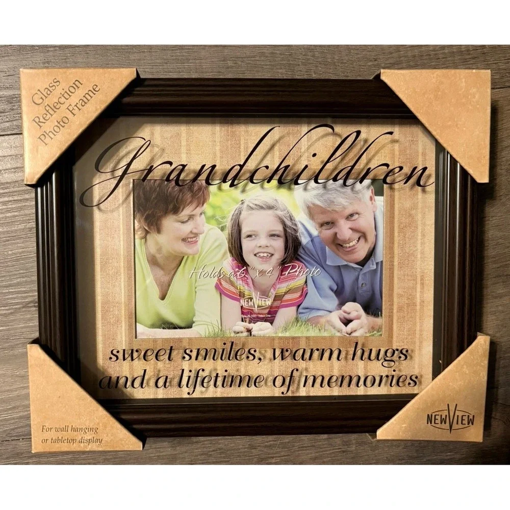 New View Grandchildren Photo Frame 4x6 Glass Reflection Sentiment Shadowbox NIB